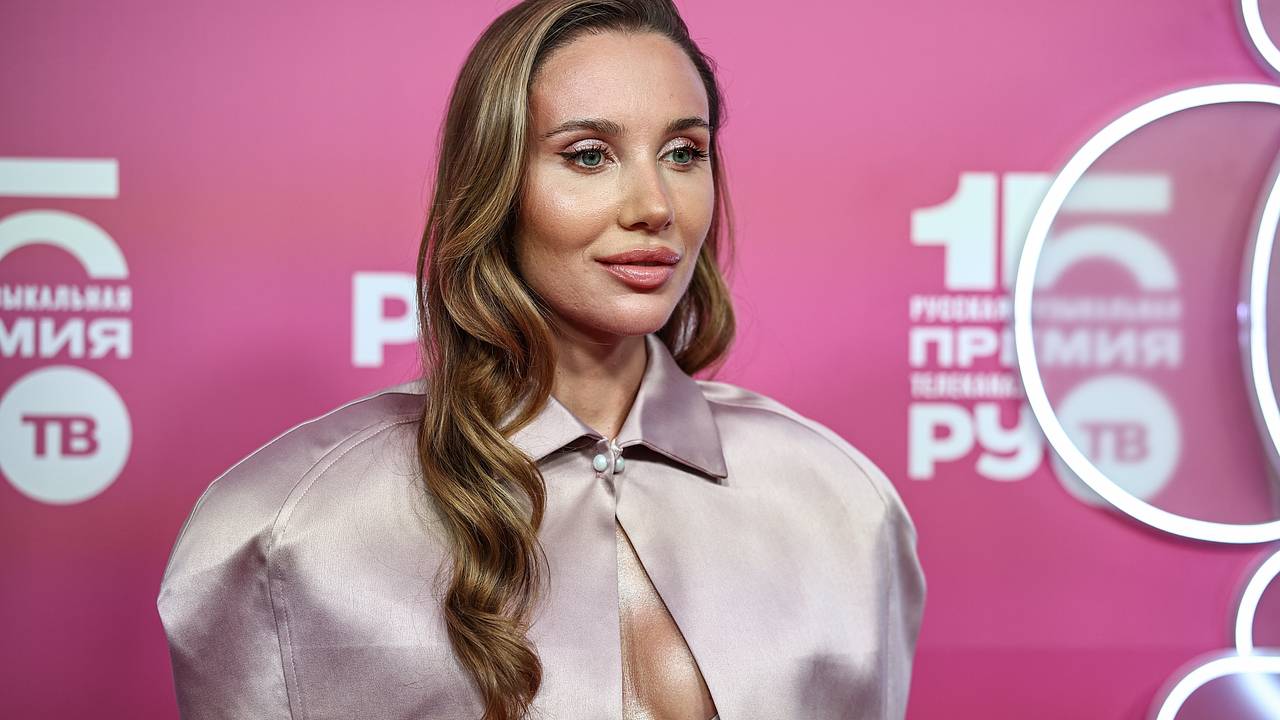 Популярная стилистка рассказала об угрозах от команды Mia Boyka Популярная стилистка рассказала об угрозах от команды Mia Boyka