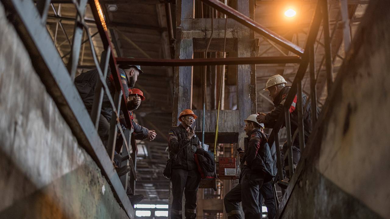 На металлургическом комбинате в Днепродзержинске остановили две доменные печи