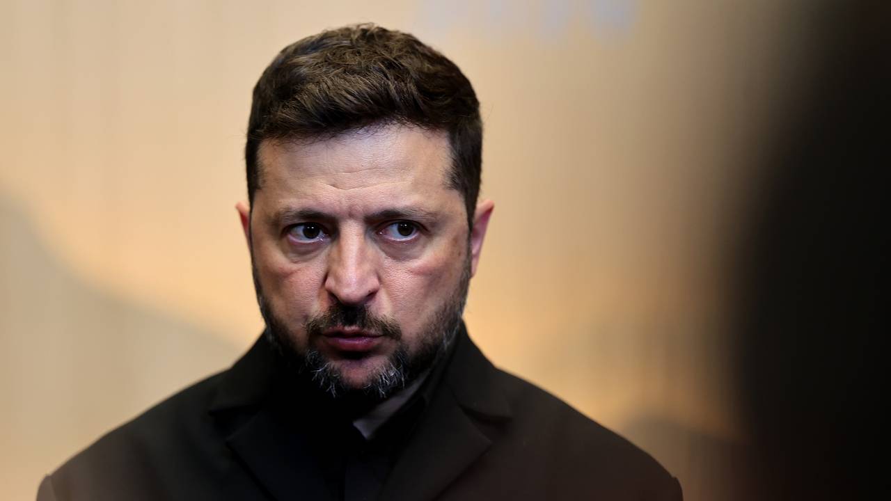 Зеленскому предрекли потерю ключевых союзников в течение полугода Зеленскому предрекли потерю ключевых союзников в течение полугода